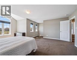 302 WILLIAM Street - 32