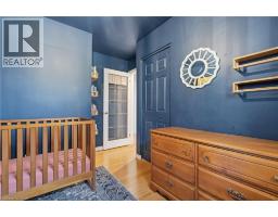 4 HOWARD Street - 14