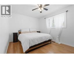 4 HOWARD Street - 15