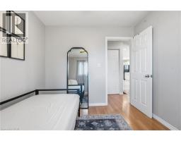 4 HOWARD Street - 18