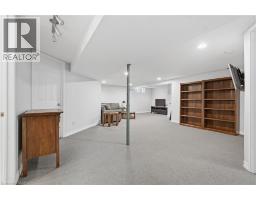 4 HOWARD Street - 20