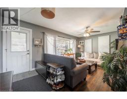 211 DIXON Street - 11