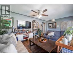 211 DIXON Street - 12