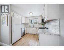 137 CEDAR CREST Street - 12