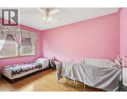 12 PARKVIEW Road - 18