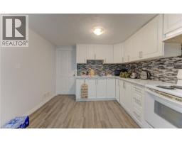 110 HAZELGLEN Drive - 23