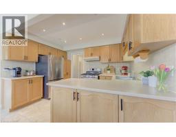 159 BURNETT Avenue - 13