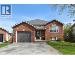 21 GLENGARY Crescent - 1