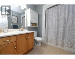 21 GLENGARY Crescent - 10