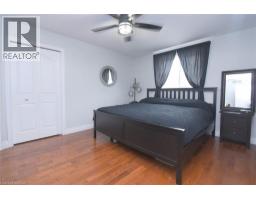 21 GLENGARY Crescent - 11