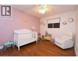 21 GLENGARY Crescent - 14