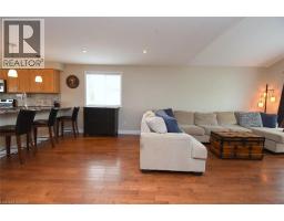 21 GLENGARY Crescent - 3