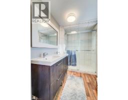 2310 FOUNTAIN Street N - 22