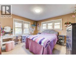 2310 FOUNTAIN Street N - 31