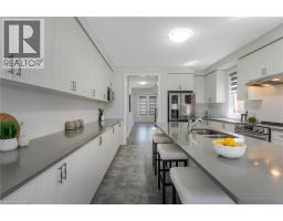 14 MARY WATSON Street - 13