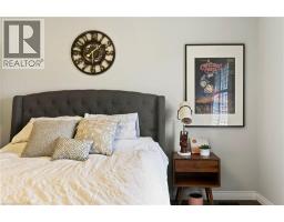 67 MACNEIL Court - 20