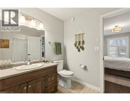 67 MACNEIL Court - 23