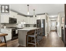 67 MACNEIL Court - 4