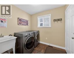 25 SOUTHWOOD Crescent - 34