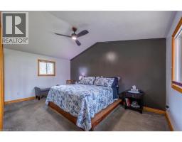 15 RYERSE Crescent - 13