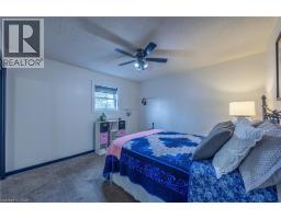 15 RYERSE Crescent - 15