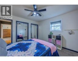 15 RYERSE Crescent - 16