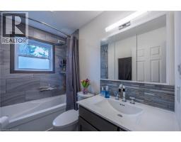 15 RYERSE Crescent - 17