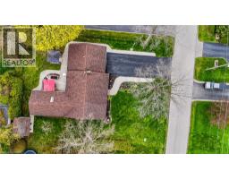 15 RYERSE Crescent - 28