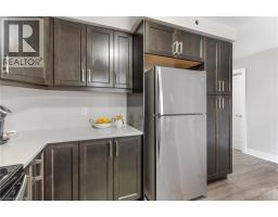16 NIESON Street - 11