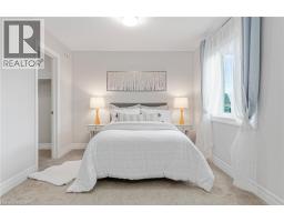 16 NIESON Street - 28