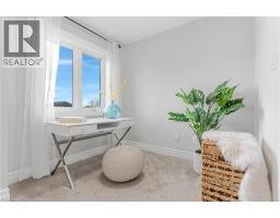 16 NIESON Street - 31