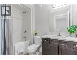 16 NIESON Street - 34