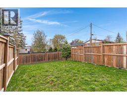 16 NIESON Street - 46