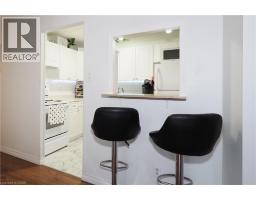 6 WALTON Avenue UnitNo. 206 - 13
