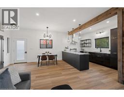 215 WINSTANLEY Street - 14