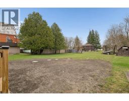 215 WINSTANLEY Street - 37