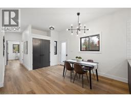 215 WINSTANLEY Street - 8
