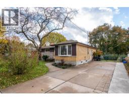 63 Ellis Crescent S, MLS 40785631
