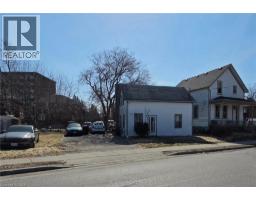 555 Park Street, MLS 40816871