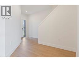 127 AMBER Street - 5
