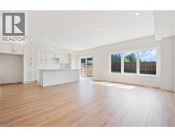127 AMBER Street - 8
