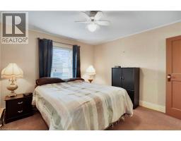 66 KING Street E - 25
