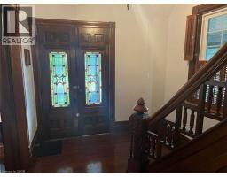 213 VIDAL Street S - 23