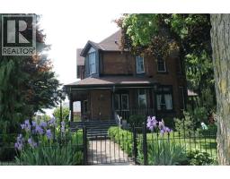 213 VIDAL Street S - 3