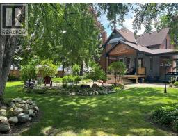 213 VIDAL Street S - 48
