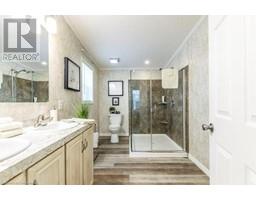 4 CRICKLEWOOD Crescent - 21