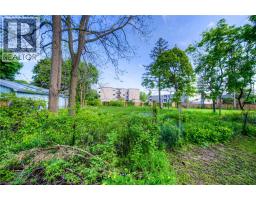 332 QUEEN Street W - 11