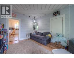 332 QUEEN Street W - 17