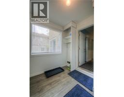 332 QUEEN Street W - 31
