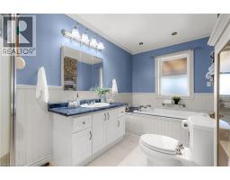 299 CAITHNESS Street E - 16